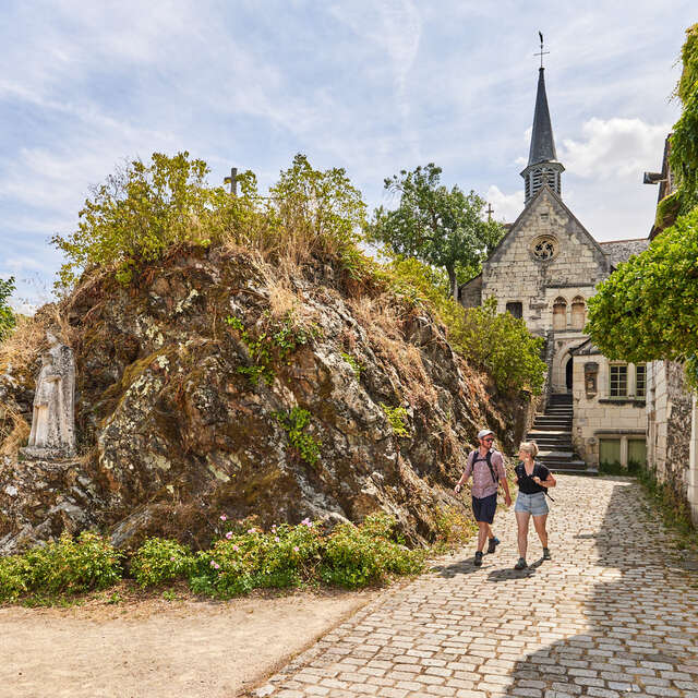 A relaxing walk around Béhuard