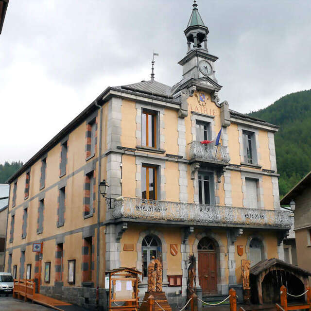 Mairie d'Aiguilles