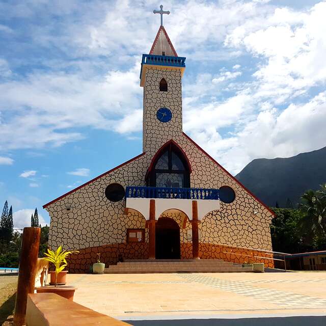 Église Sainte-Thérèse du Vallon Dore