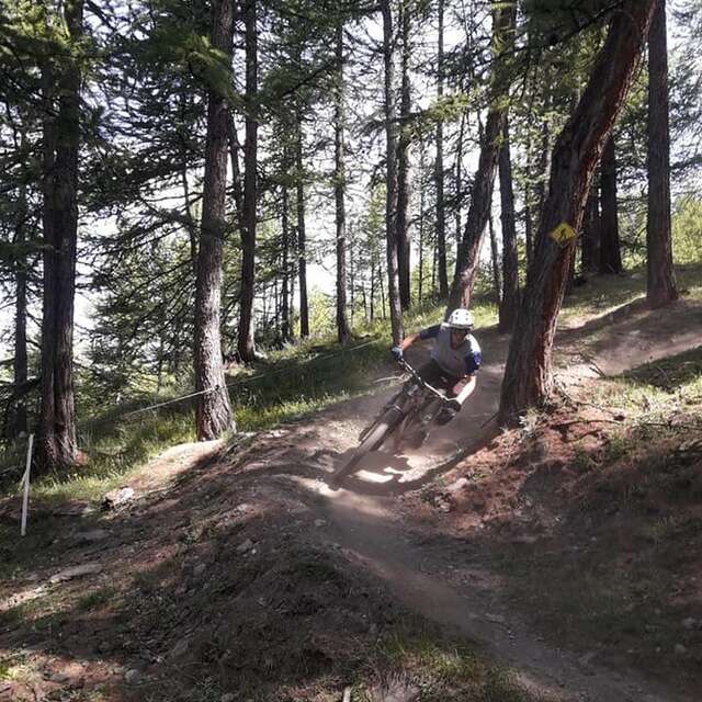 Itinéraire enduro bike park piste bleue "La Peymian"