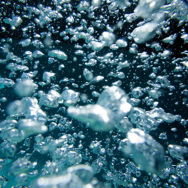 Bains et soins à l'eau thermale