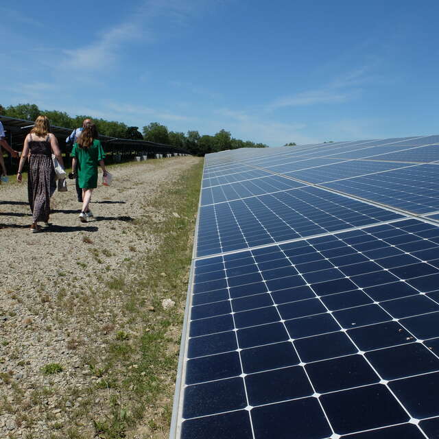 Découverte de la centrale solaire La Petite Vicomté