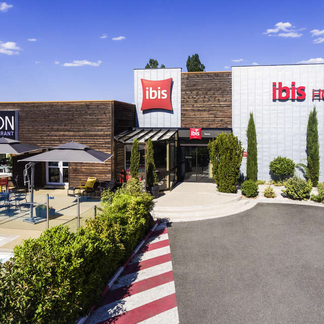 Ibis Roanne Le Coteau***