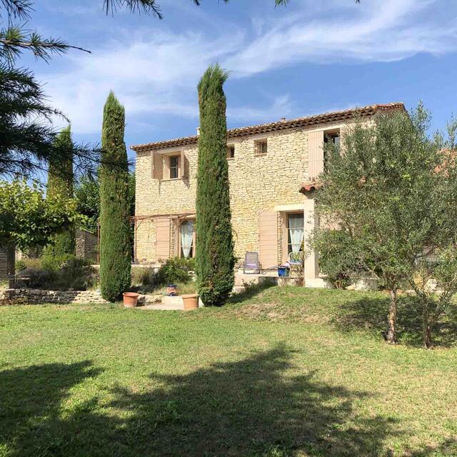 Mas en Luberon