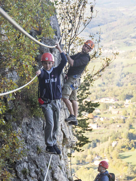 BUREAU DES MONITEURS DE SAINTE ENIMIE