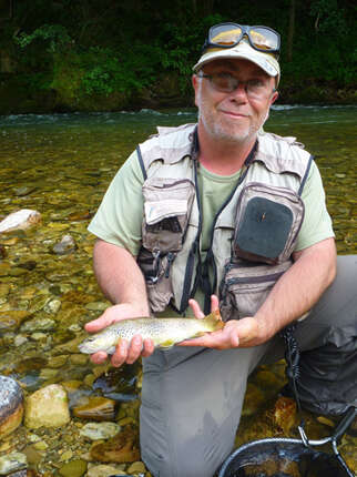 GUIDE DE PECHE SEBASTIEN CABANE