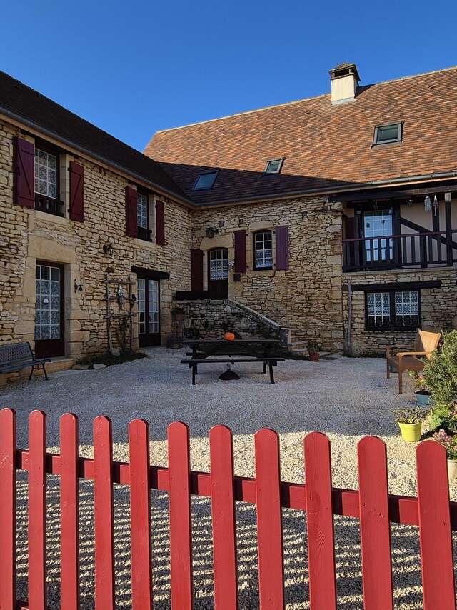 Gite de l'Arche avec piscine proche de Sarlat