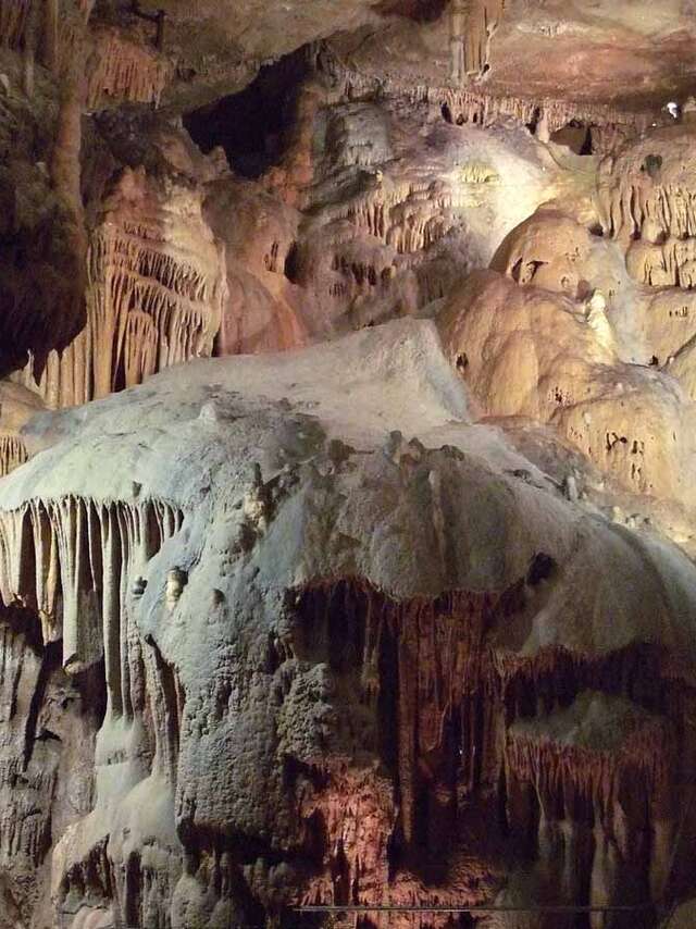 Les Grottes de Presque