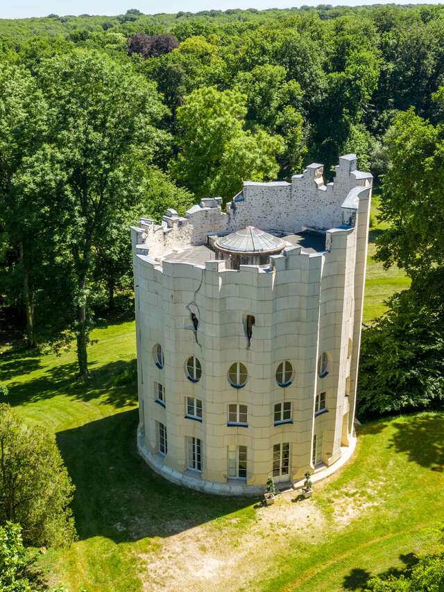 Visite guidée privilège du Désert de Retz et coupe de champagne