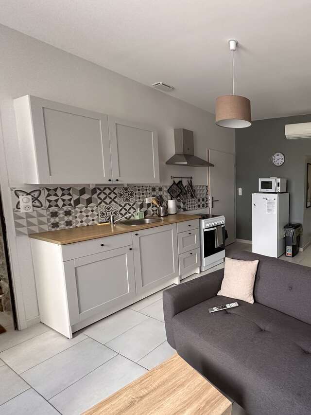 Meublé Thouvenot - "Celui de Droite"