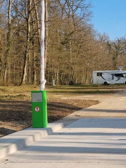 AIRE CAMPING CAR PARK