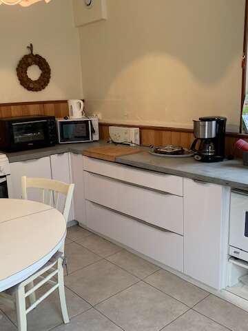 Meublé Deny Evelyne