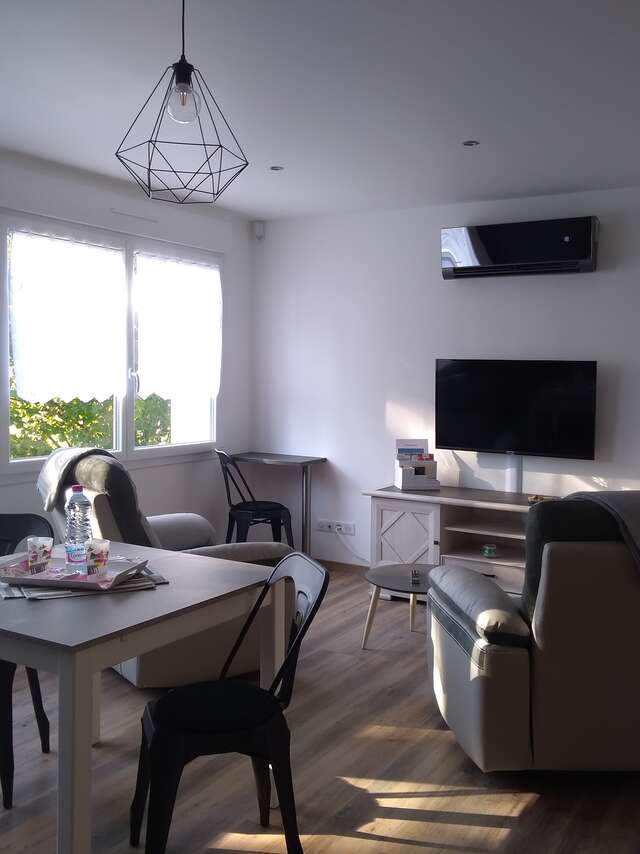 MEUBLE LEVIEUX PHILIPPE - APPARTEMENT ÉBÈNE