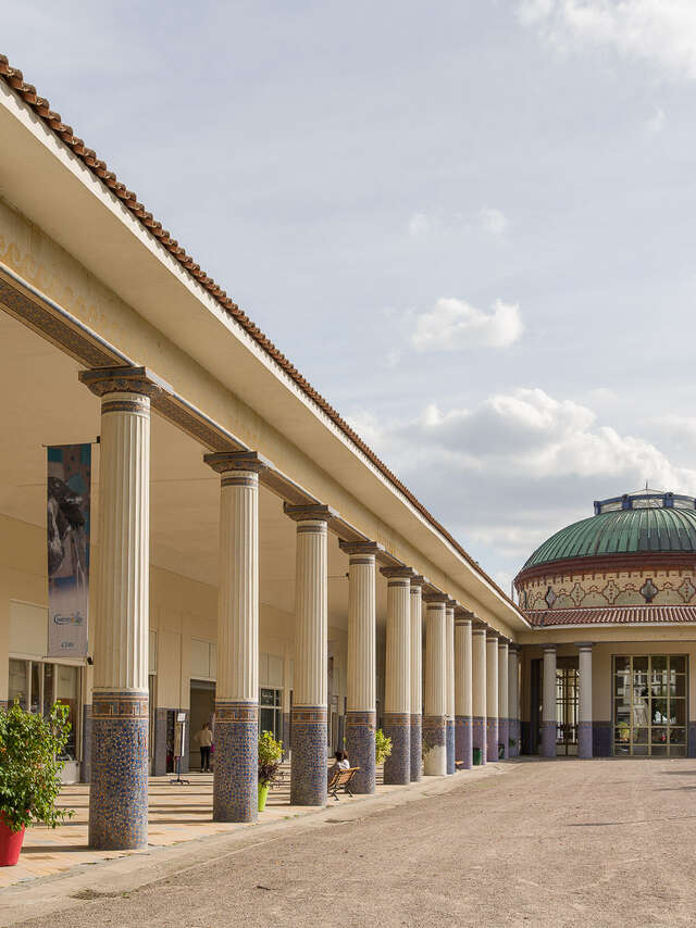 Pavillon des sources et galerie thermale
