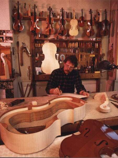 Luthier Jean-Jacques Pagès