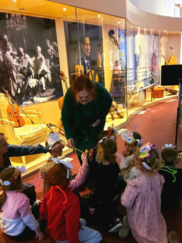 L’été des petits - Découvrir les comptines à travers les gestes