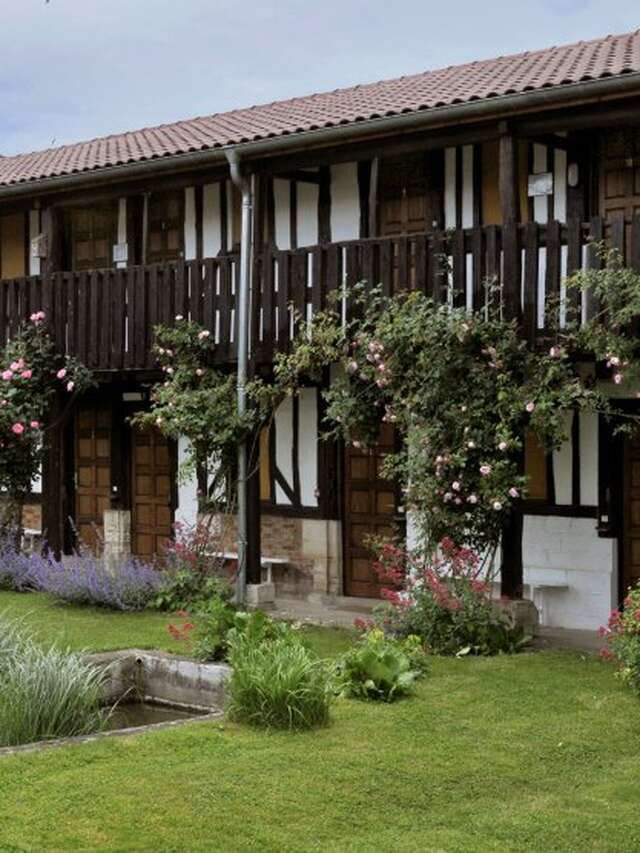 Hôtel "La Bocagère" - Auberge à la campagne
