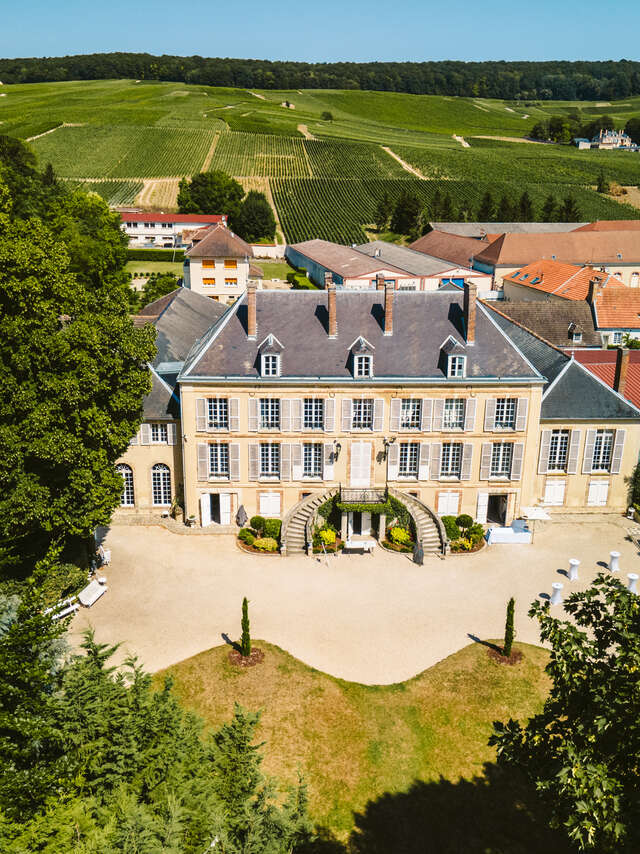 Le Château de Pierry - L'été au Château