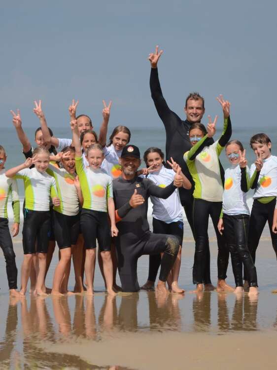 École de surf des Bourdaines
