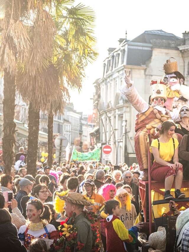Carnaval Biarnés : Le grand Défilé