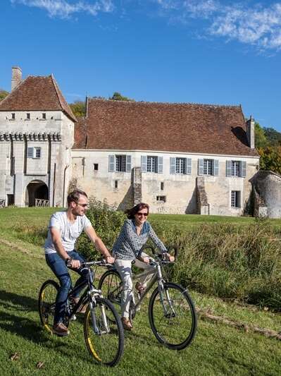 Château-monastère de la Corroirie