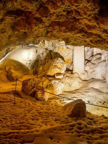 Grottes Pétrifiantes de Savonnières-Villandry