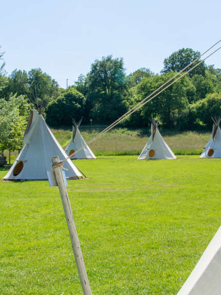 UNUSUAL ACCOMMODATION LES TIPIS DU BONHEUR DE VIVRE