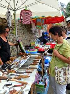 Vide-Greniers et Marché aux Puces