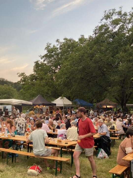 Marché des producteurs dans le cadre de la fête votive