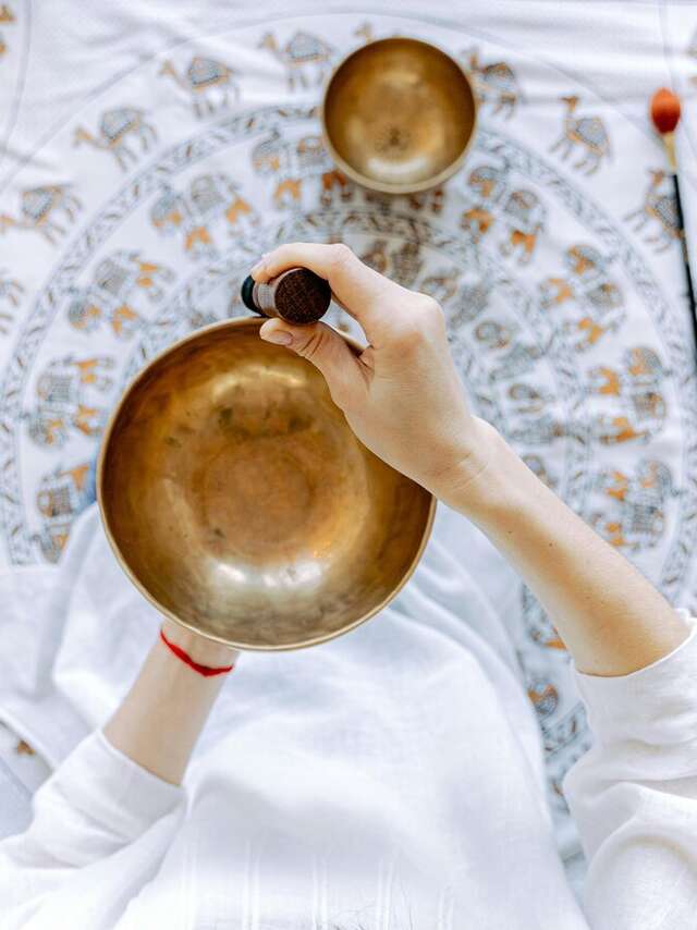 Voyage sonore : séance de relaxation autour des bols chantants