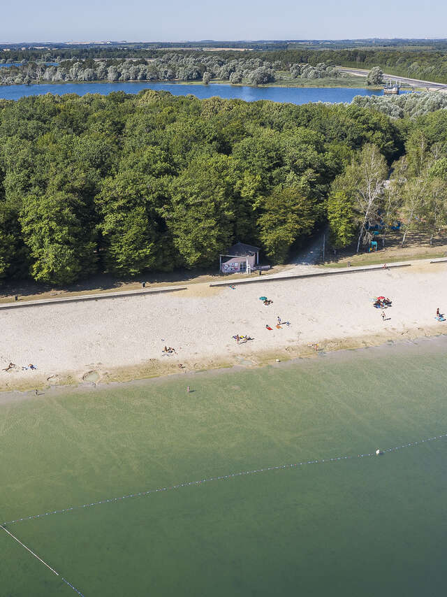 Plage de la Presqu'île de Larzicourt