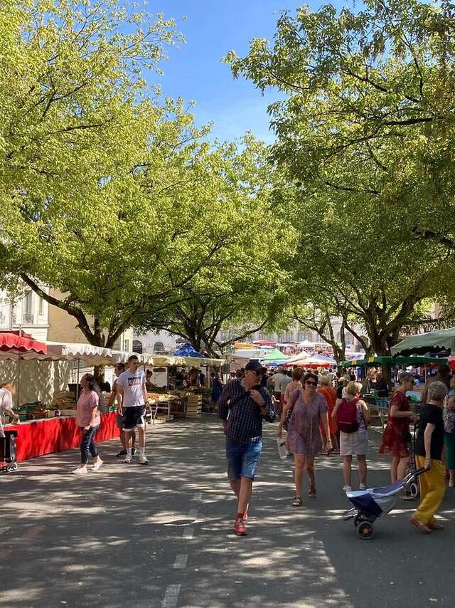 Marché central de Laval