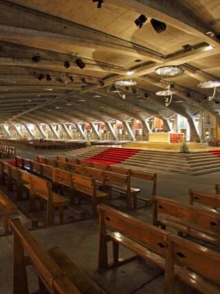 BASILIQUE SOUTERRAINE SAINT PIE X