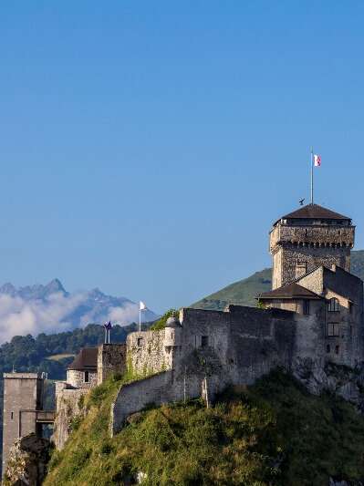 CHÂTEAU FORT ET SON MUSÉE PYRÉNÉEN