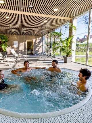 COMPLEXE AQUATIQUE