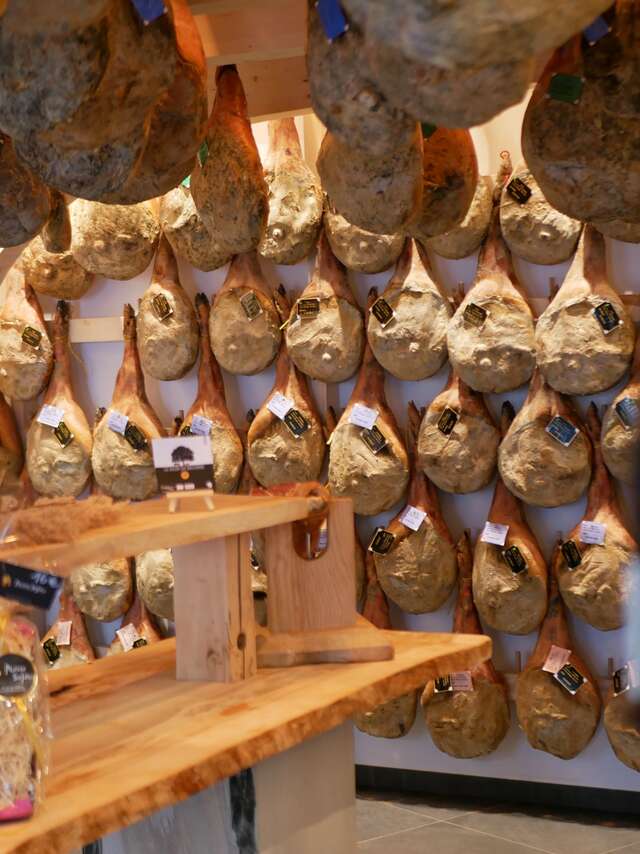 LA MAISON DU JAMBON - PIERRE SAJOUS
