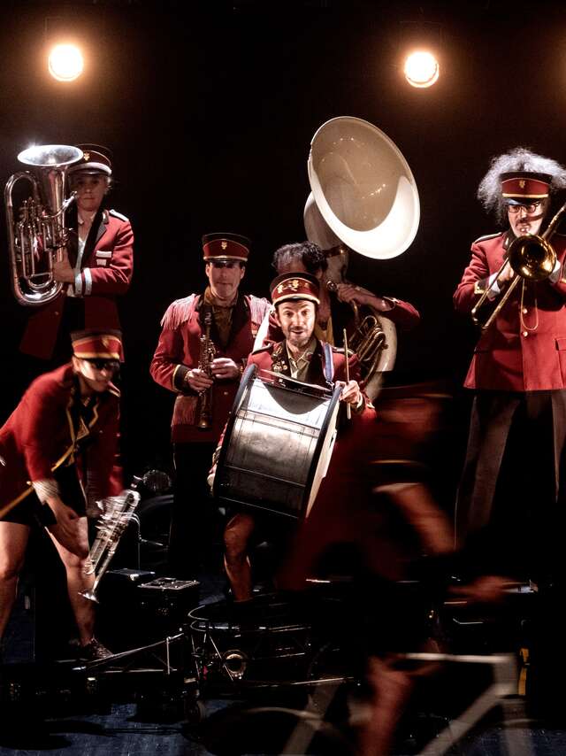 Octopus - Circa Tsuïca - Le Cheptel Aleïkoum / Théâtre Les 3 Chênes