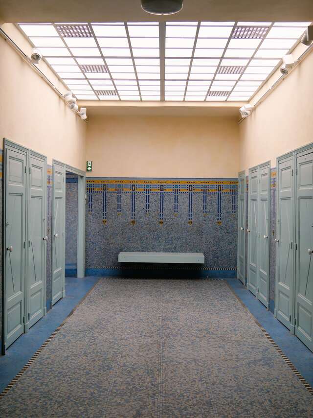 Visite des Bains-Douches municipaux