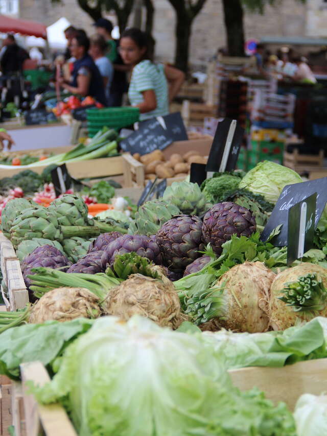 Marché de Port-Brillet le dimanche
