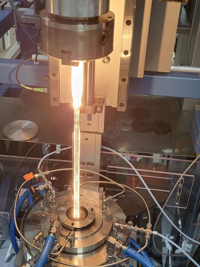 Visite d'une tour de fibrage chez Photonics Bretagne