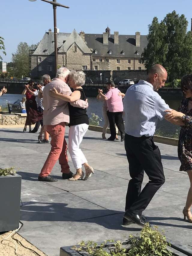 Milonga à la Guinguette
