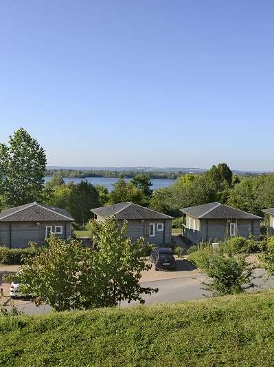 Les Chalets du Lac - LÉRY-POSES EN NORMANDIE