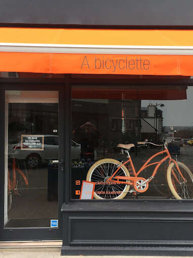 À Bicyclette