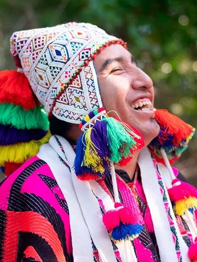 CINÉ RENCONTRE AVEC NICOLAS PAUCCAR CALCINA, REPRÉSENTANT Q'ERO, DERNIÈRE COMMUNAUTÉ INCA