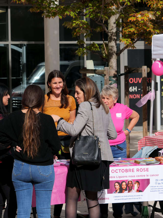 JOURNÉE OCTOBRE ROSE SUR LA PLACE DU SOLEIL