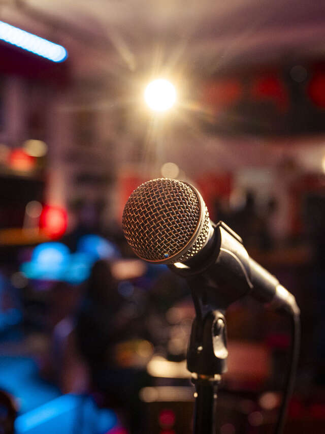 SOUTH COMEDY CLUB - UN BAR ET JIVAY