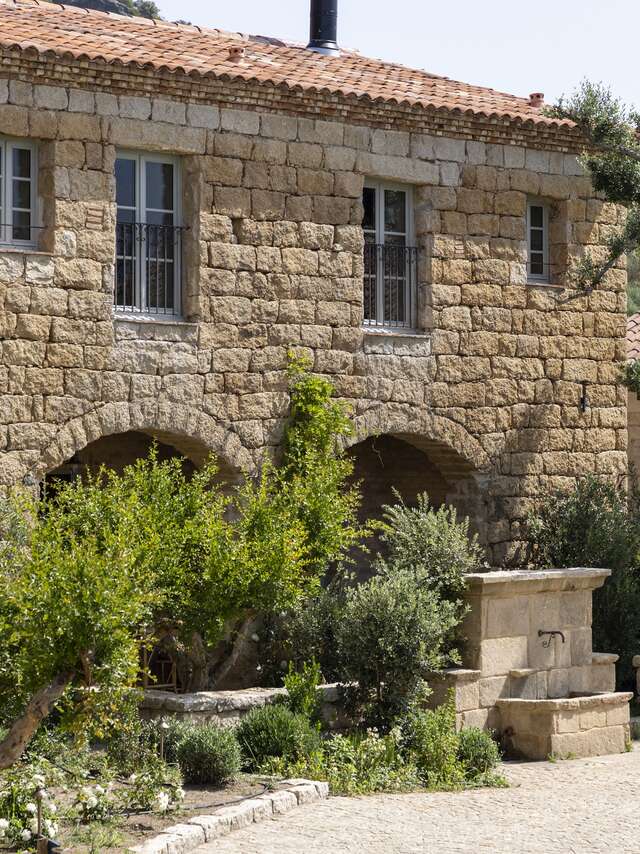 LE HAMEAU DE SAPARALE