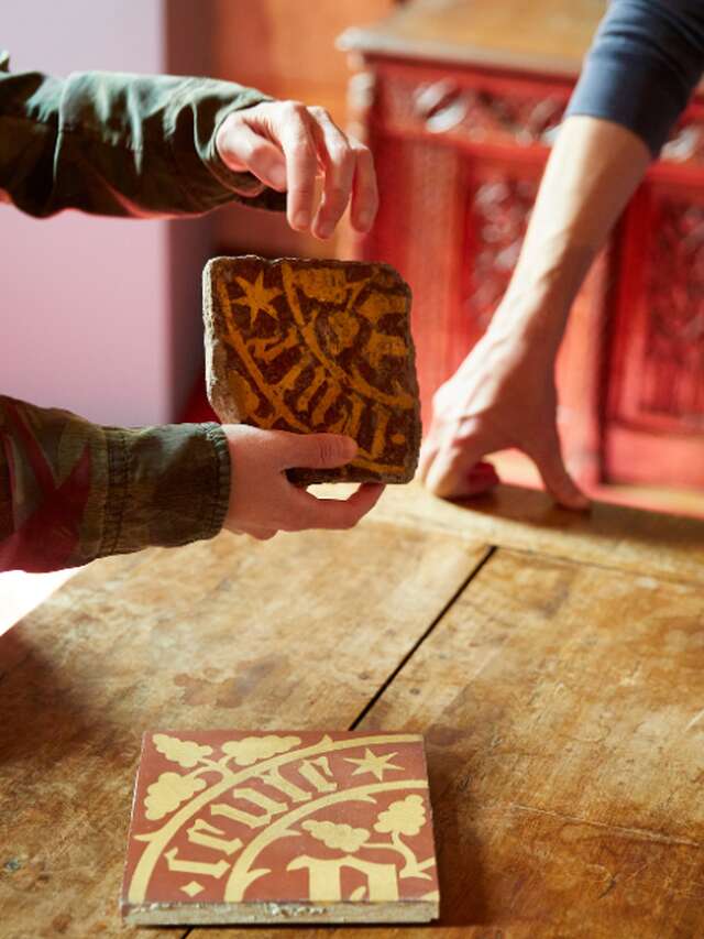 Hôtel-Dieu - Hospices de Beaune [PARCOURS SENSIBLE] L'Hôtel-Dieu par les sens : une histoire hospitalière à manipuler