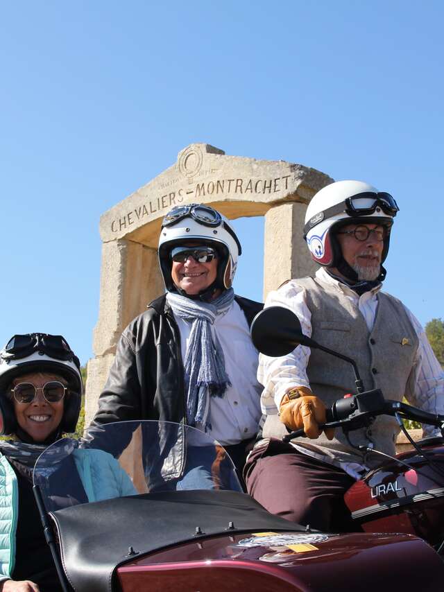 EXCURSIONS EN SIDE-CAR DANS LE VIGNOBLE - ESCAPADE DANS LES CLIMATS DE BOURGOGNE - 1H