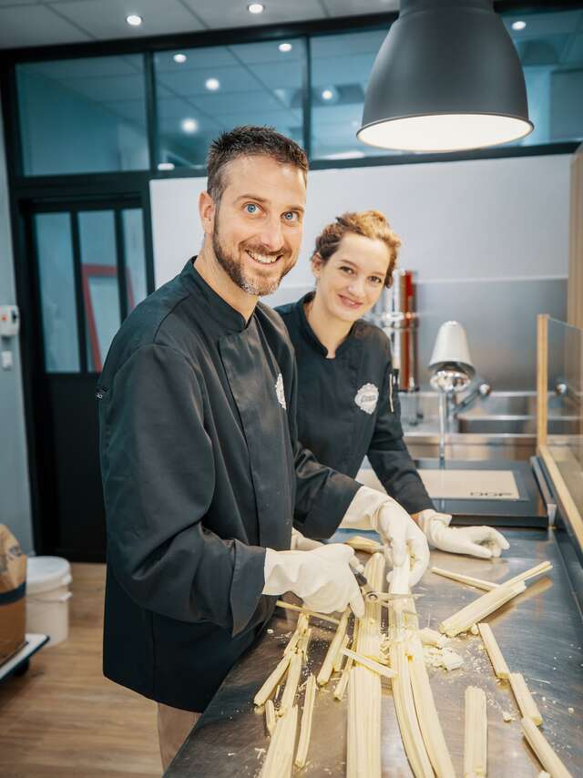 Fabrication de bonbons à "L'Atelier des Bonbons"